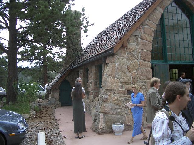 20040612121139-640.jpg