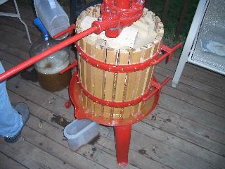 20040830192832-320.jpg