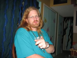 20051028003914-320.jpg